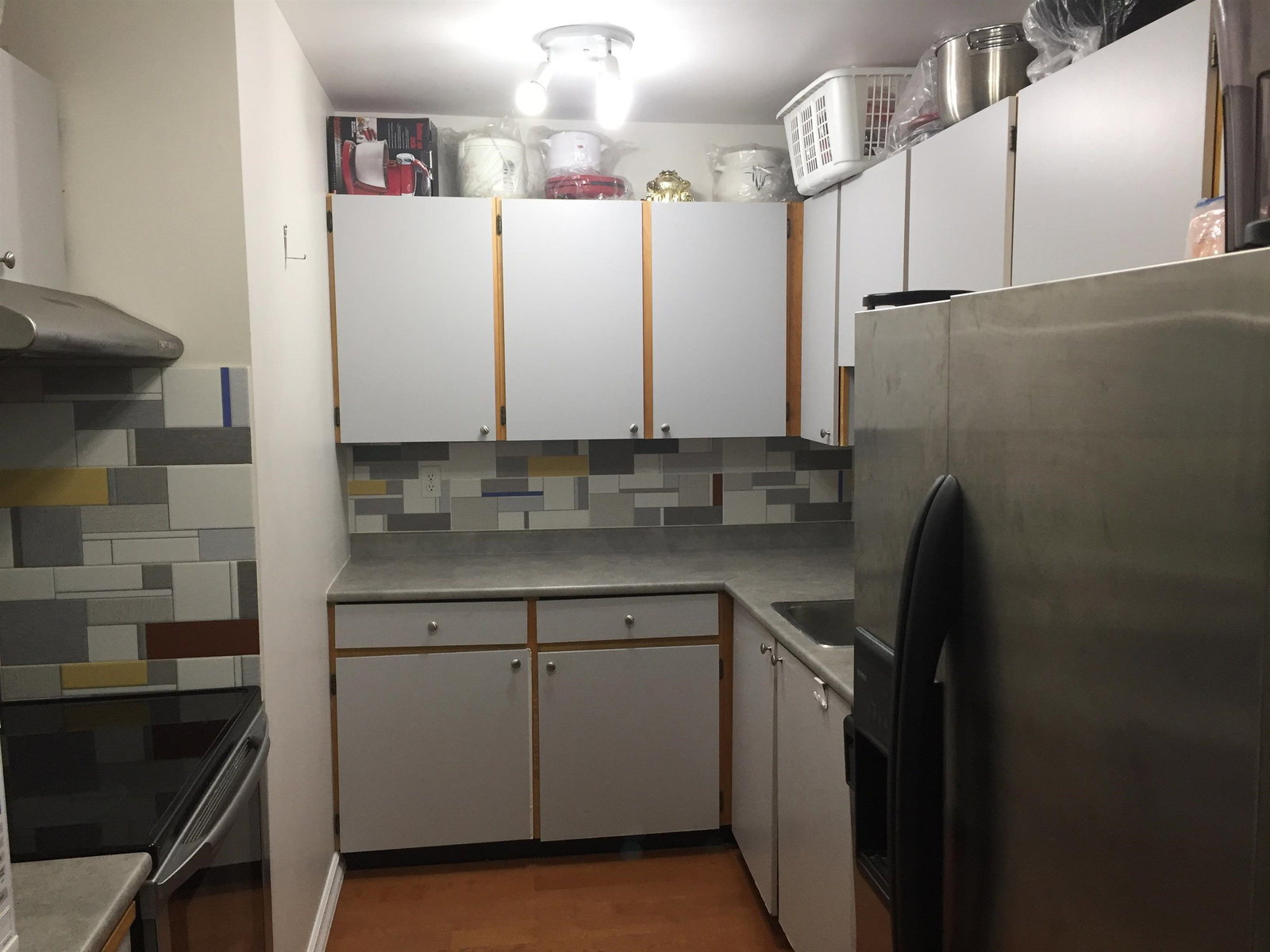 Listing Image 6