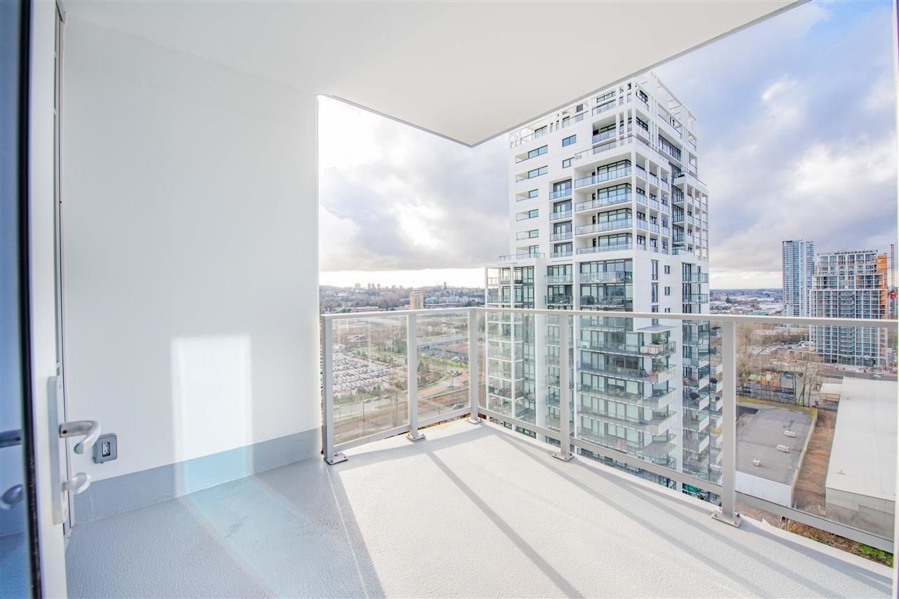 Listing Image 12