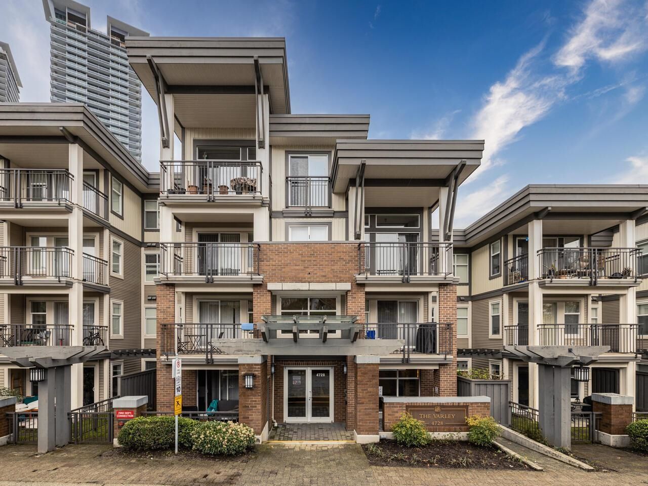 Listing Image 11