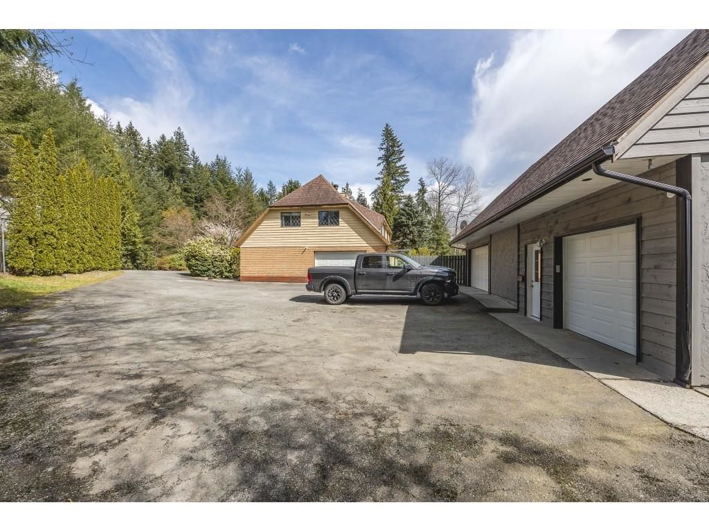 Listing Image 18