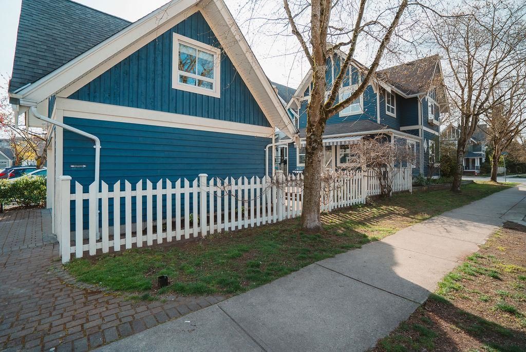Listing Image 22