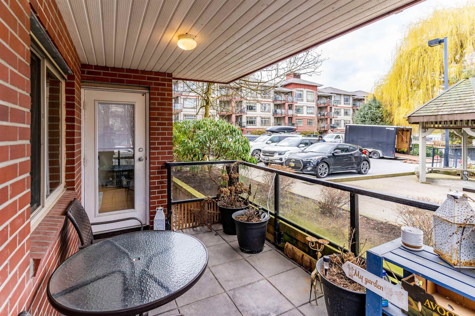 Listing Image 11