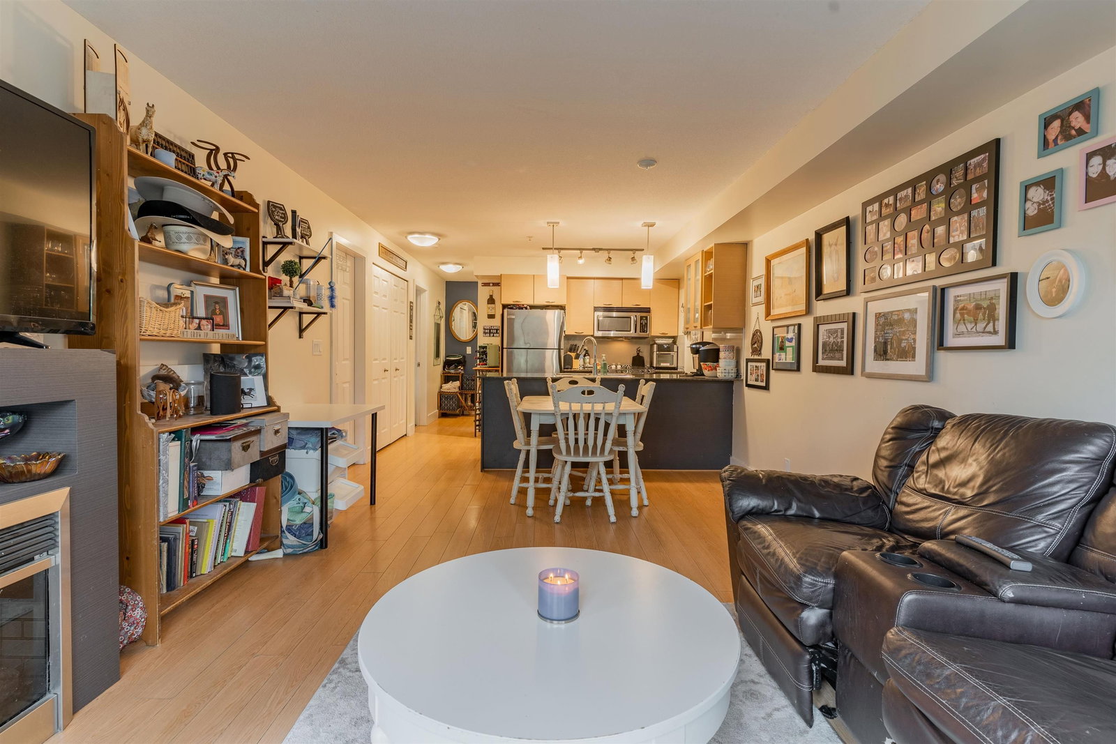 Listing Image 16