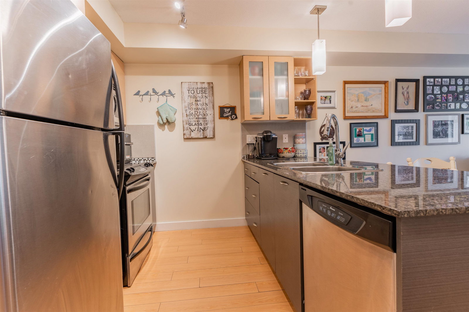 Listing Image 18
