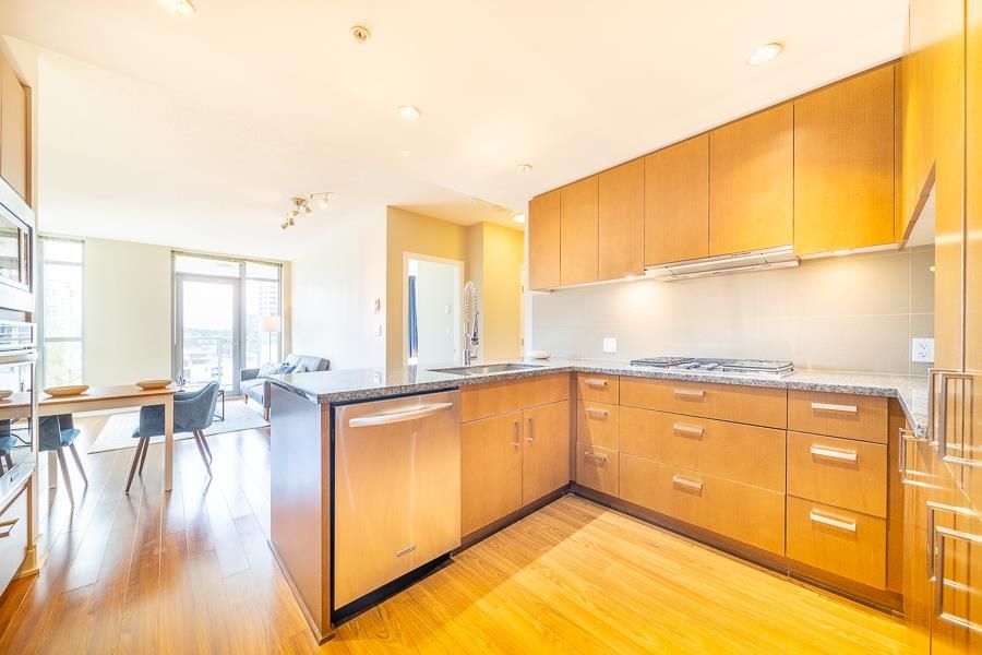 Listing Image 5