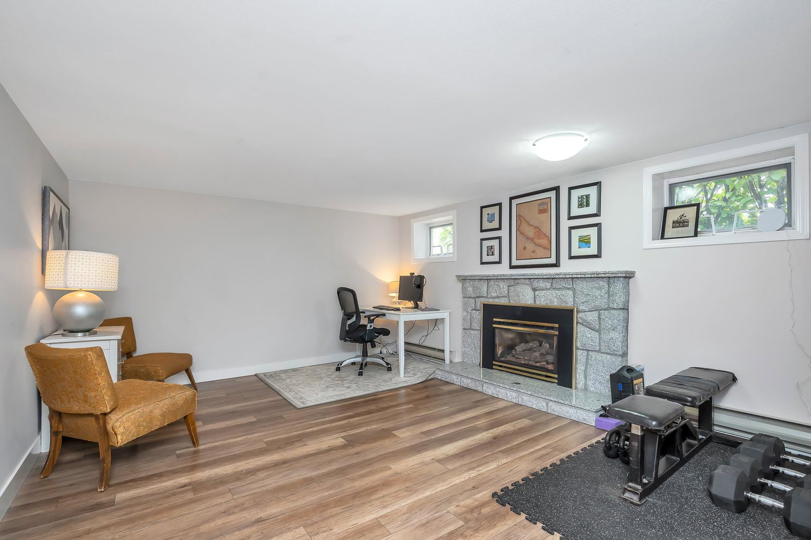 Listing Image 21