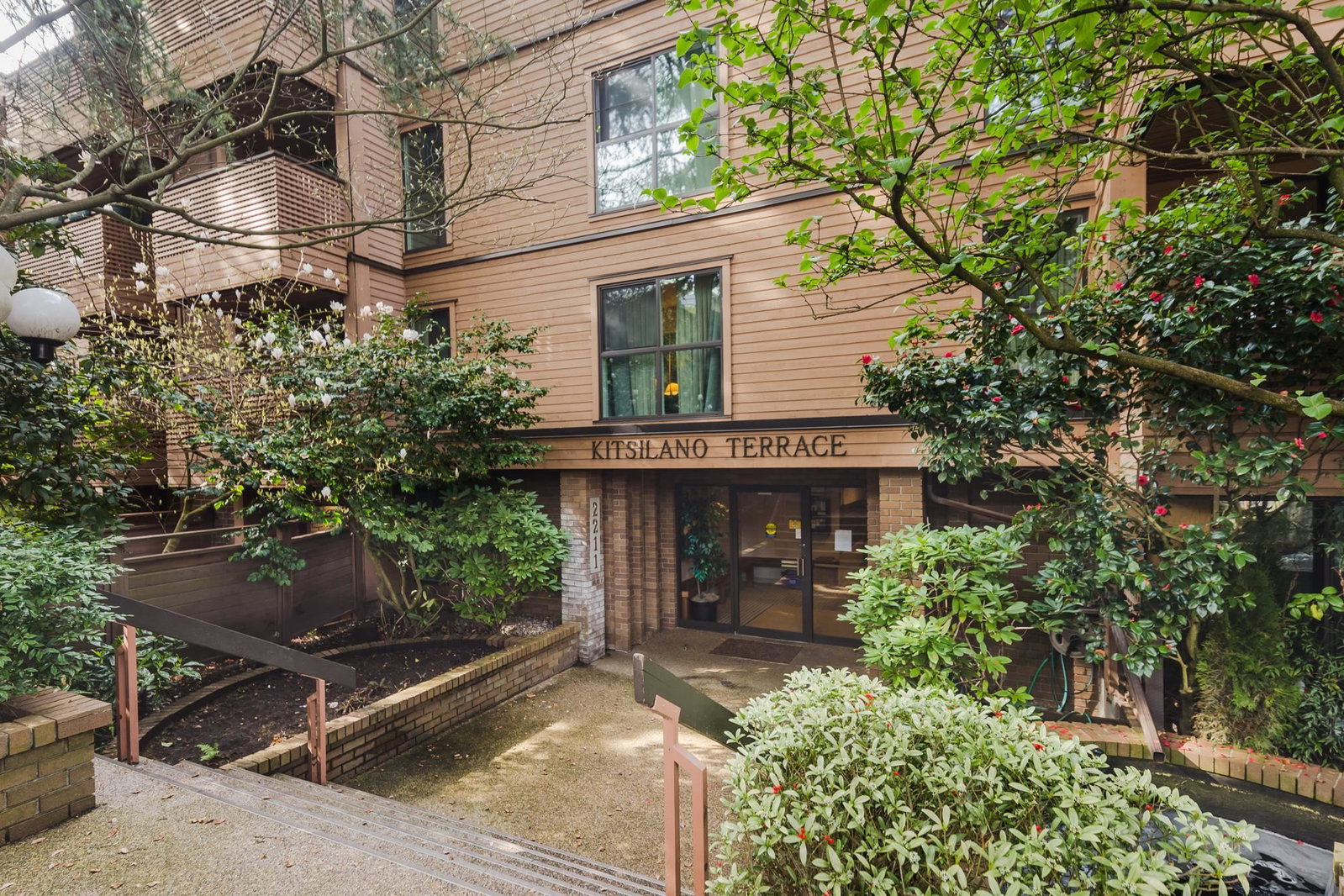 Listing Image 20