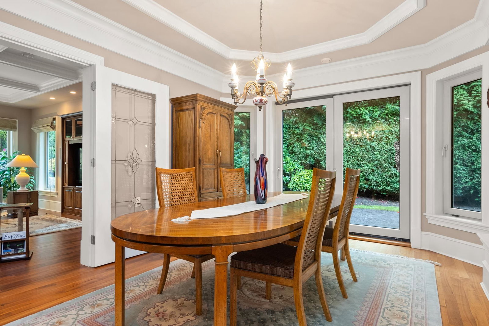 Listing Image 10
