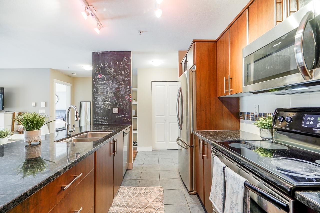Listing Image 8