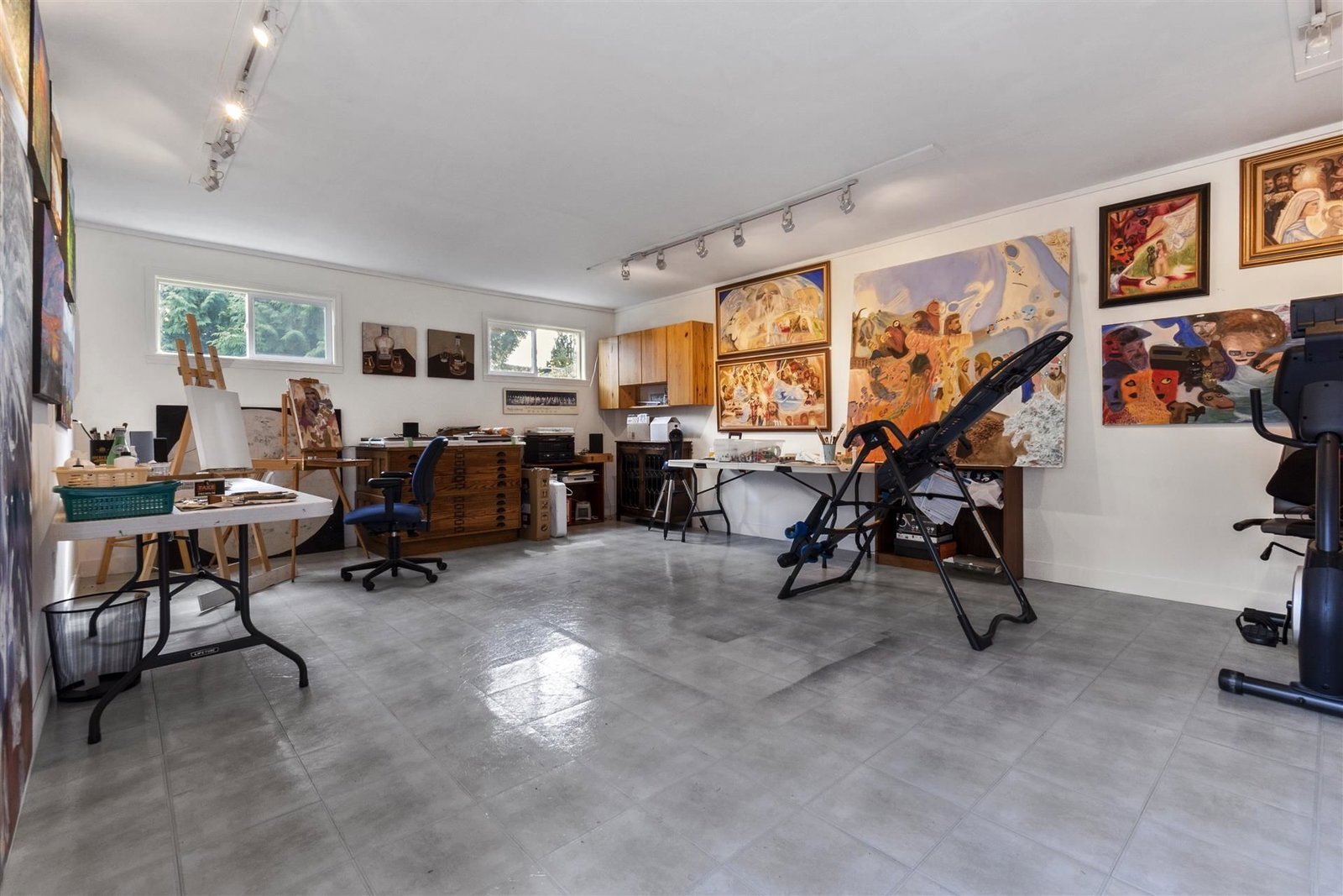 Listing Image 23