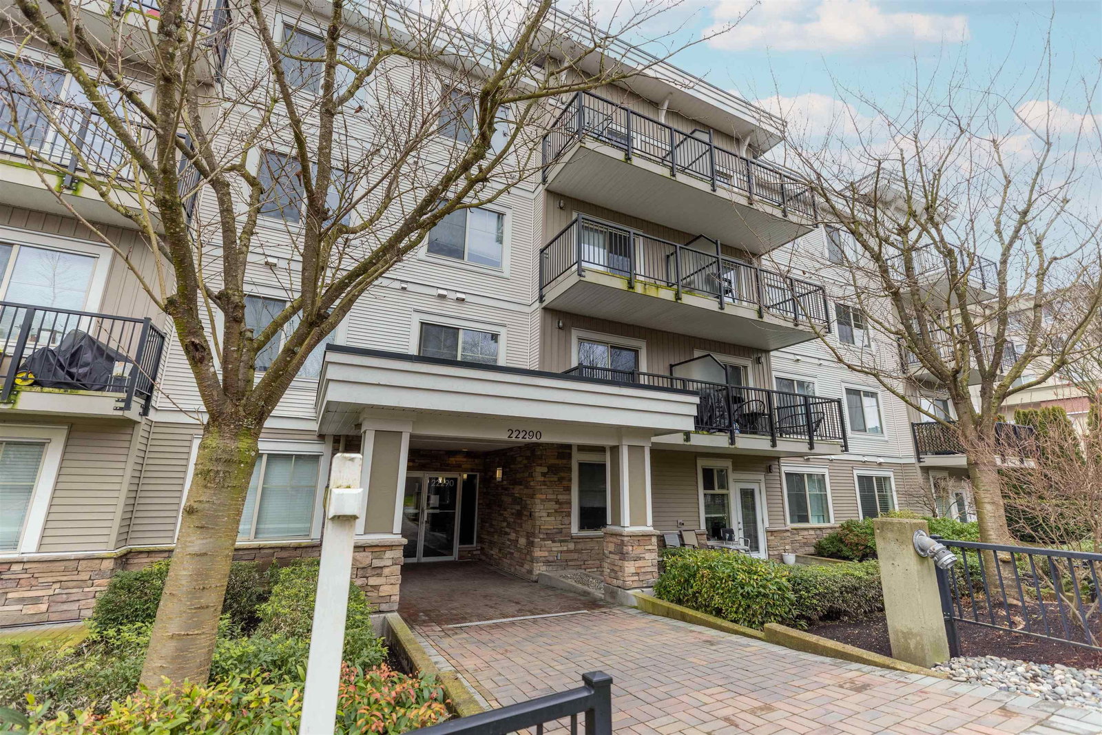 Listing Image 15