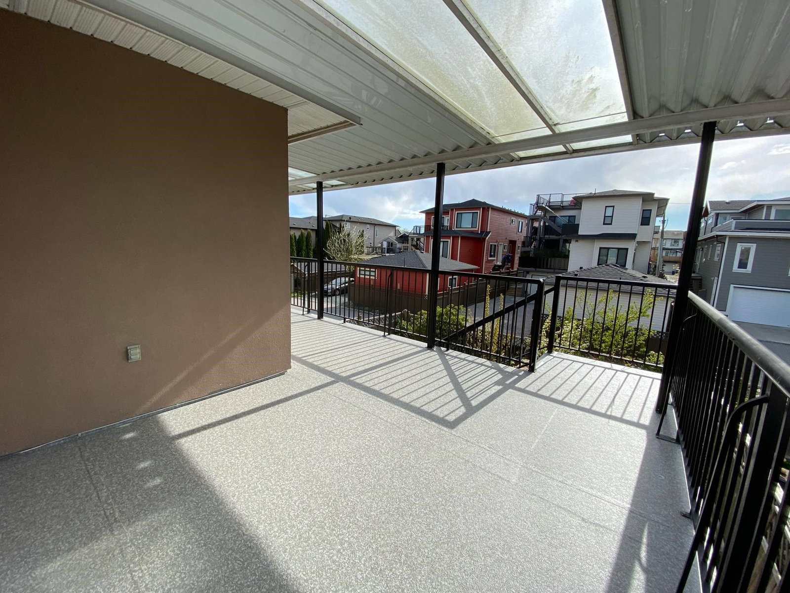 Listing Image 17