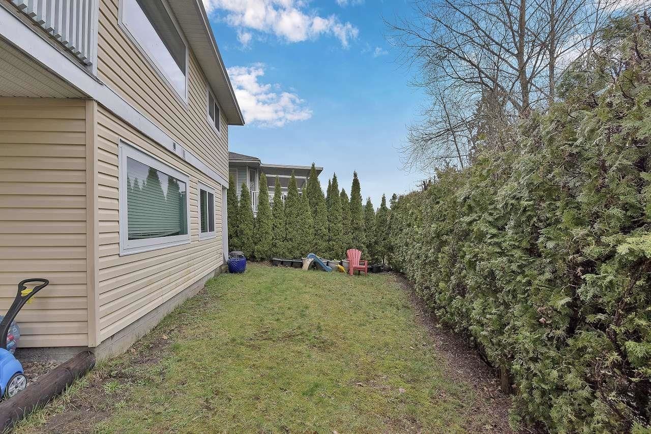 Listing Image 5