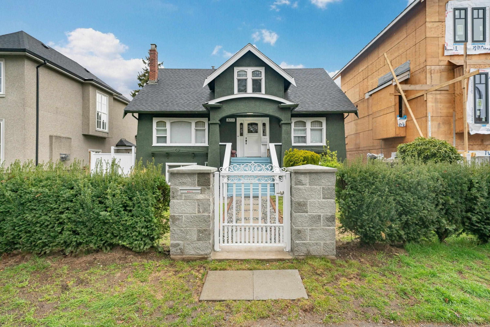Listing Image 12