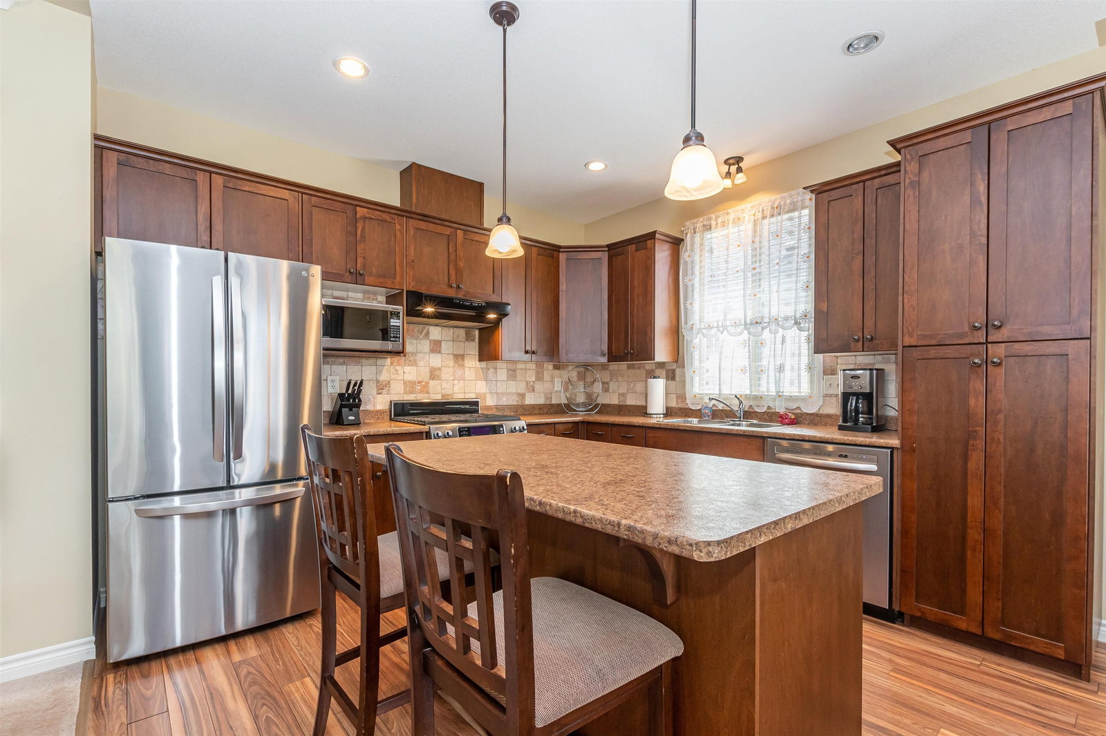 Listing Image 15