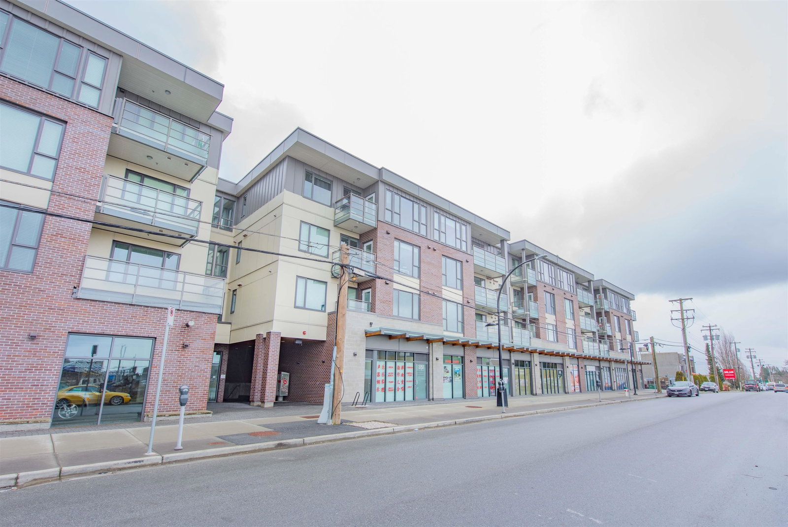 Listing Image 17