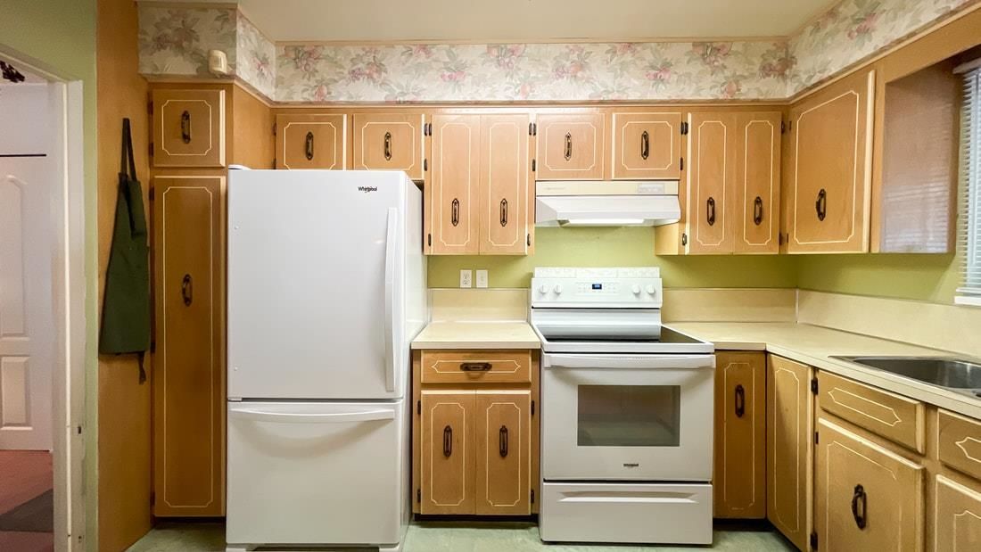 Listing Image 6