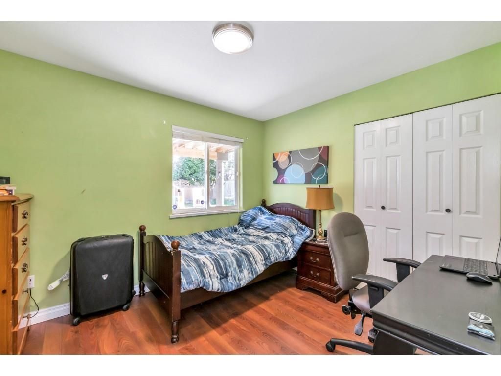 Listing Image 33