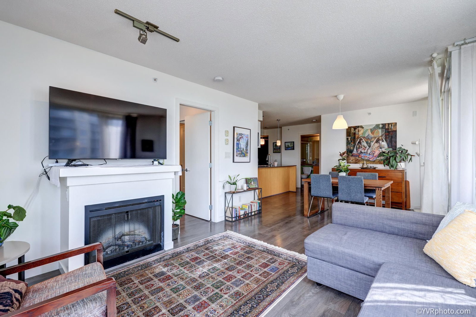 Listing Image 14