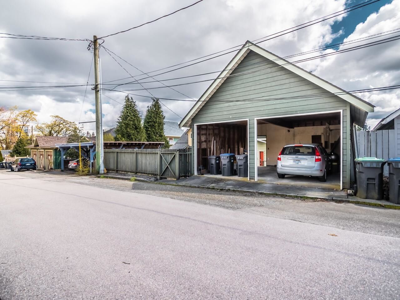 Listing Image 24