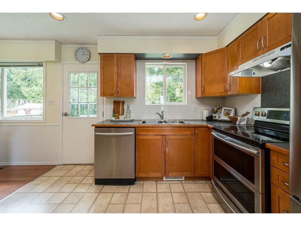 Listing Image 14