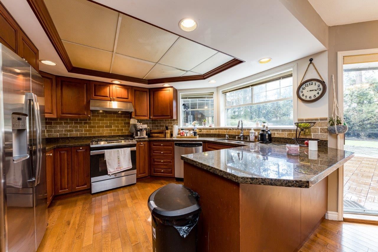 Listing Image 10