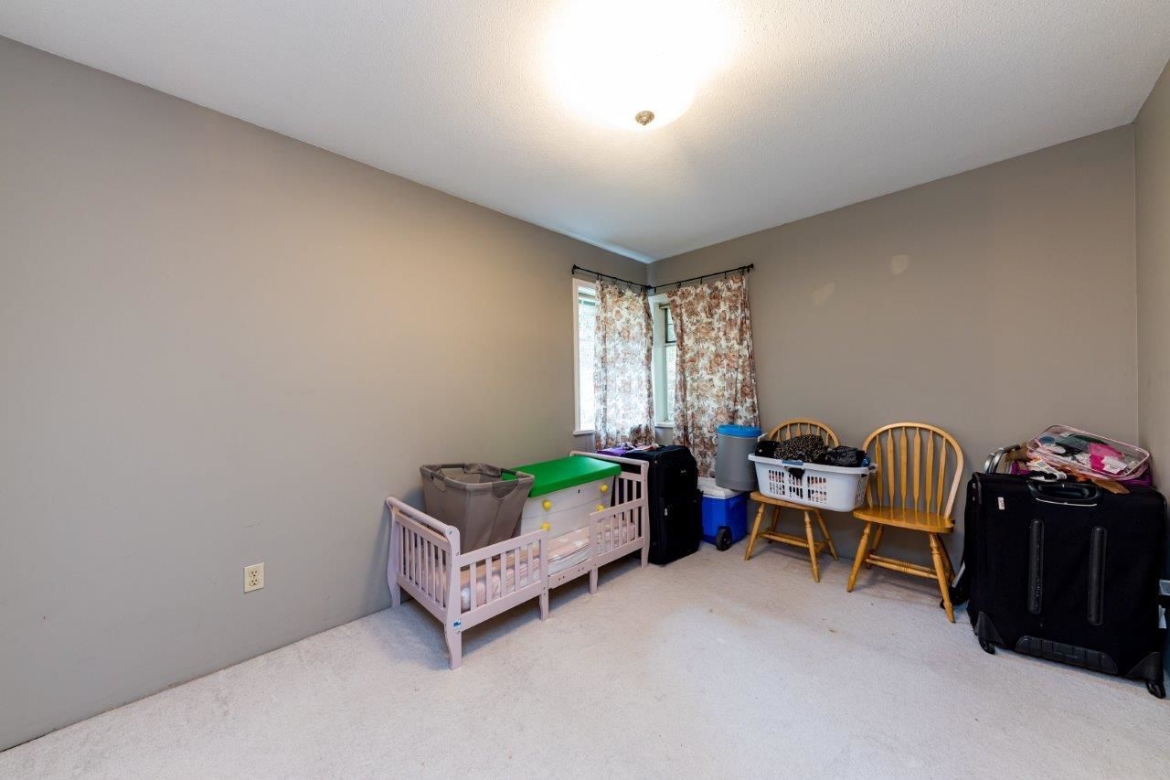 Listing Image 25