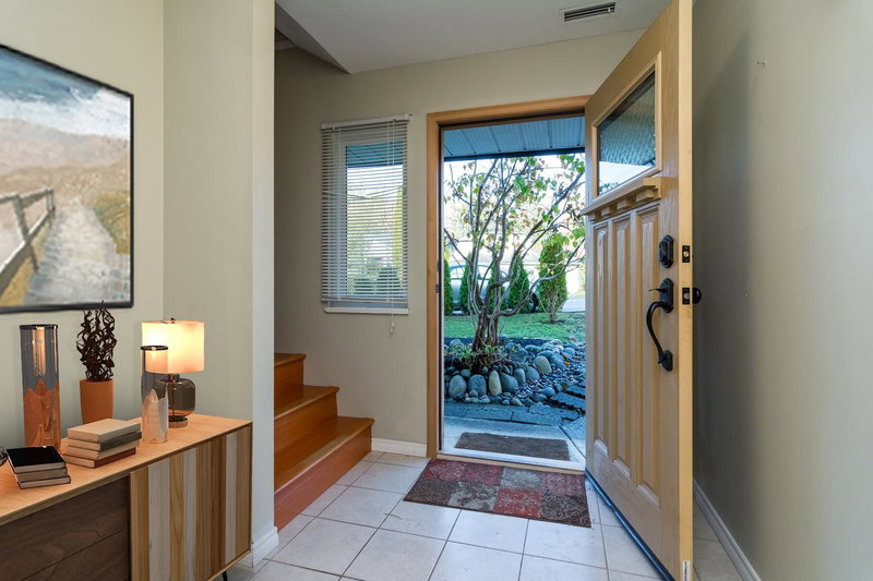 11310 Harrison Street, Maple Ridge, V2X 9P6 | Image 2