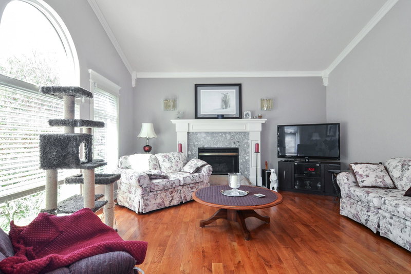 1960 128 Street, Surrey, V4A 3V4 | Image 3