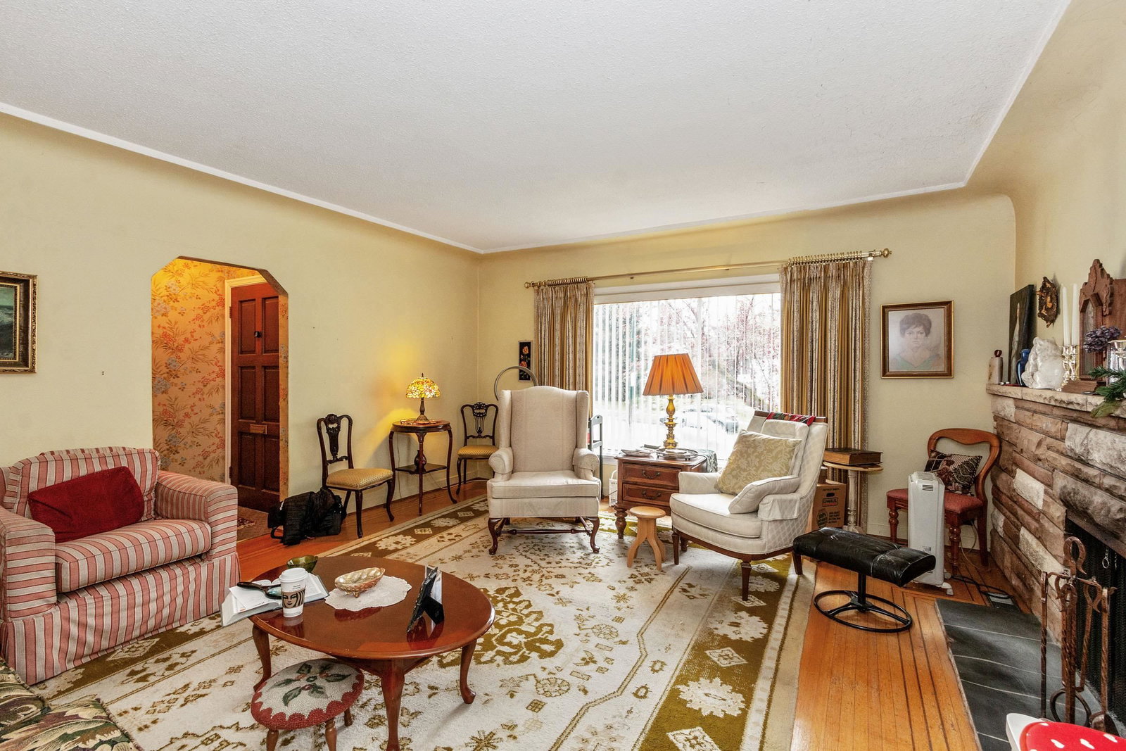 Listing Image 8