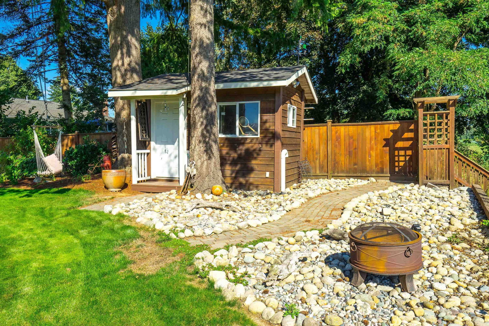 Listing Image 14