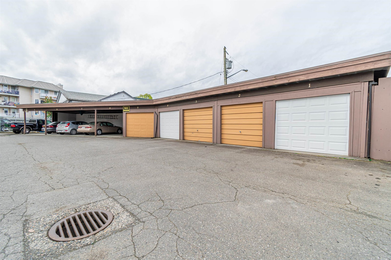 Listing Image 22