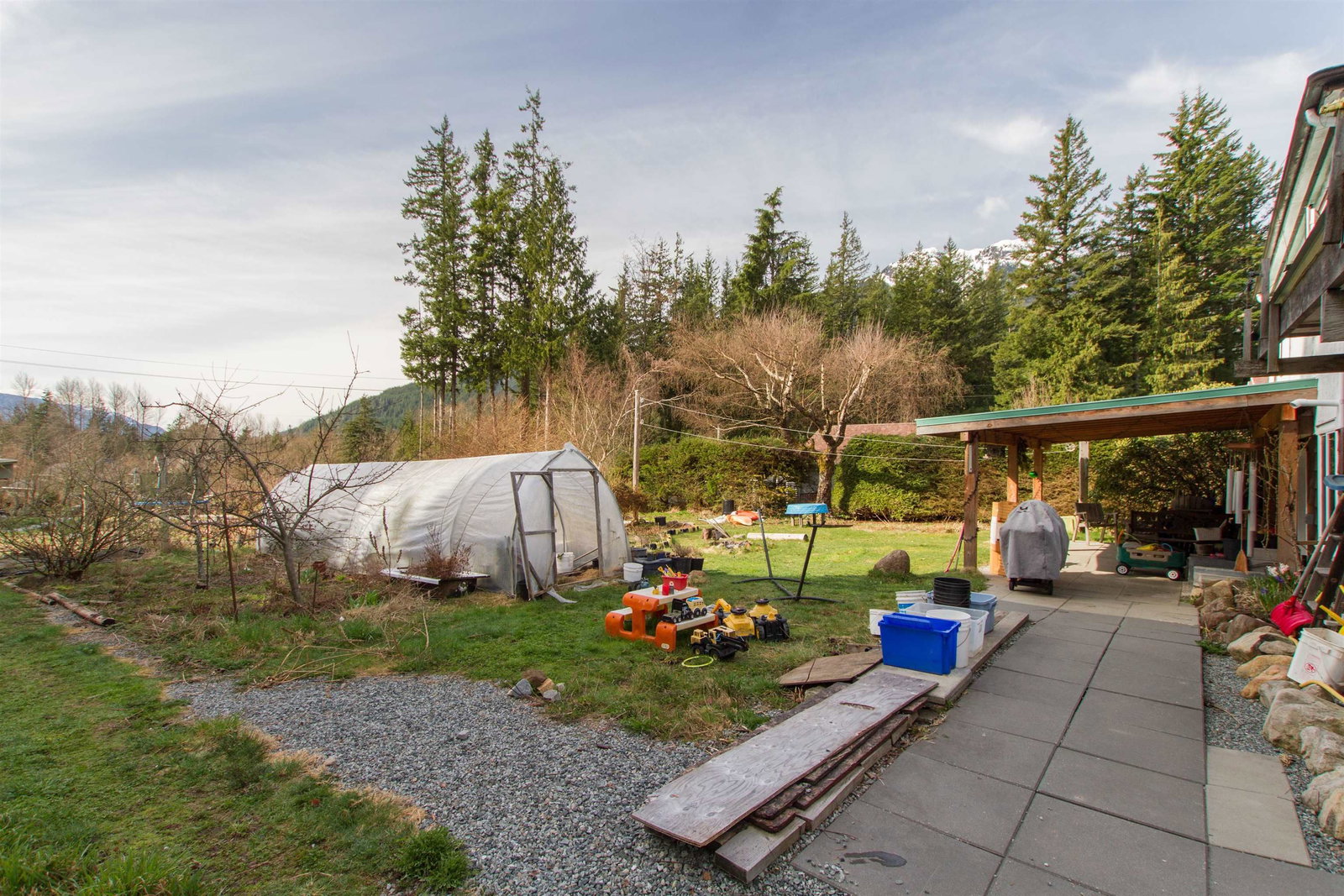 Listing Image 6