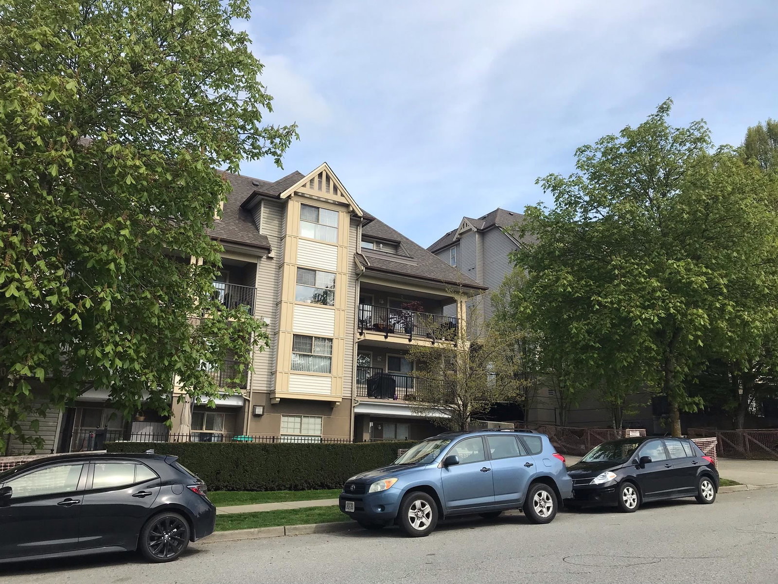 Listing Image 17
