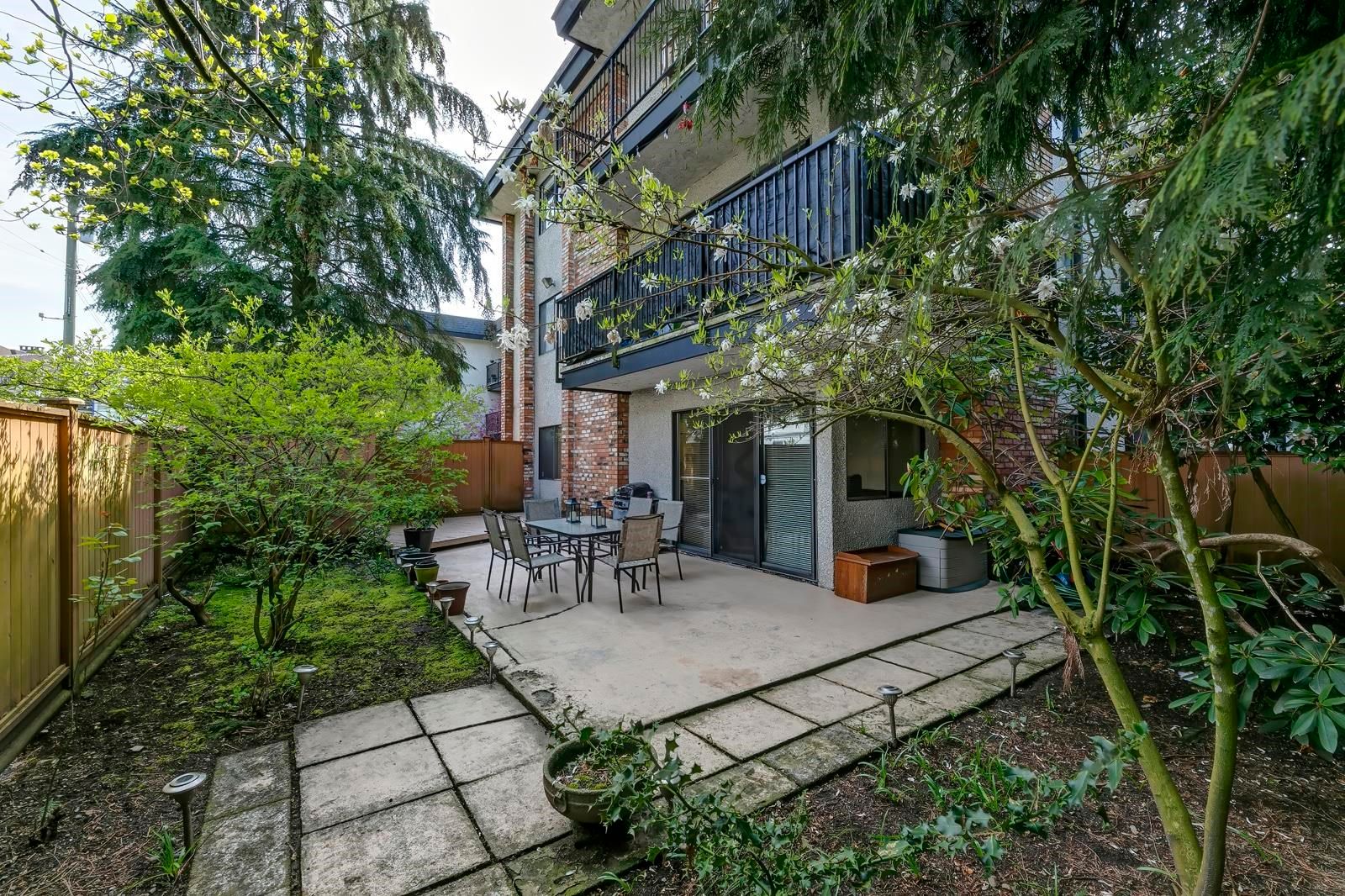 Listing Image 14