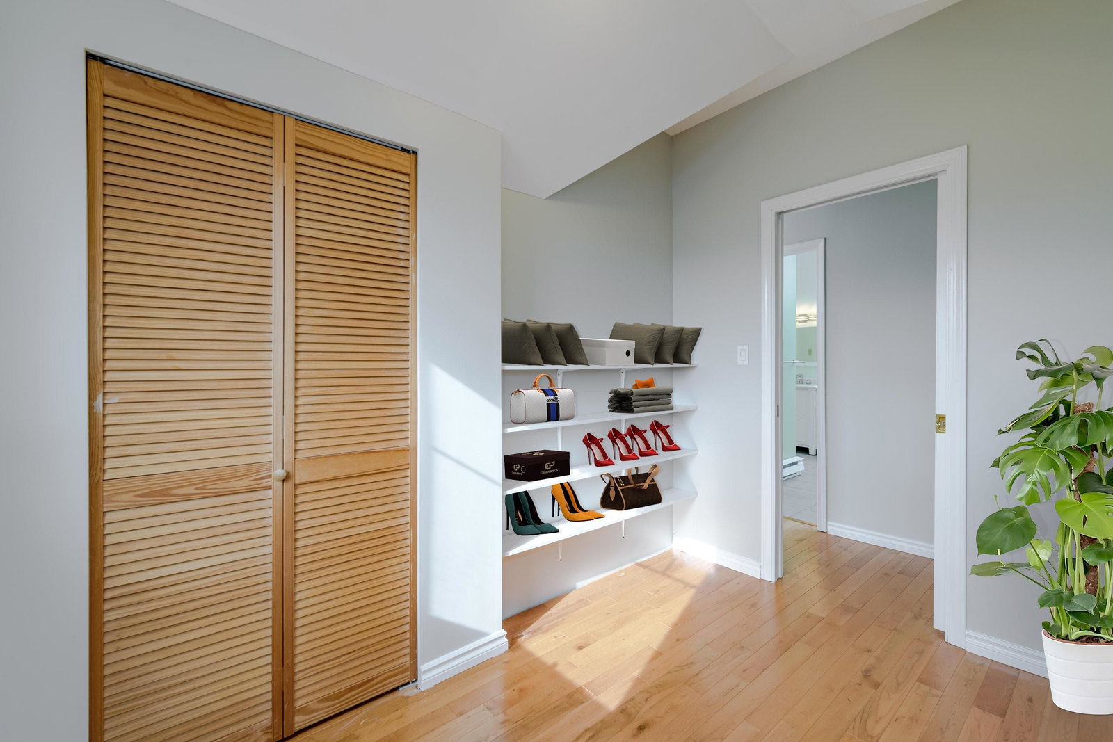 Listing Image 21