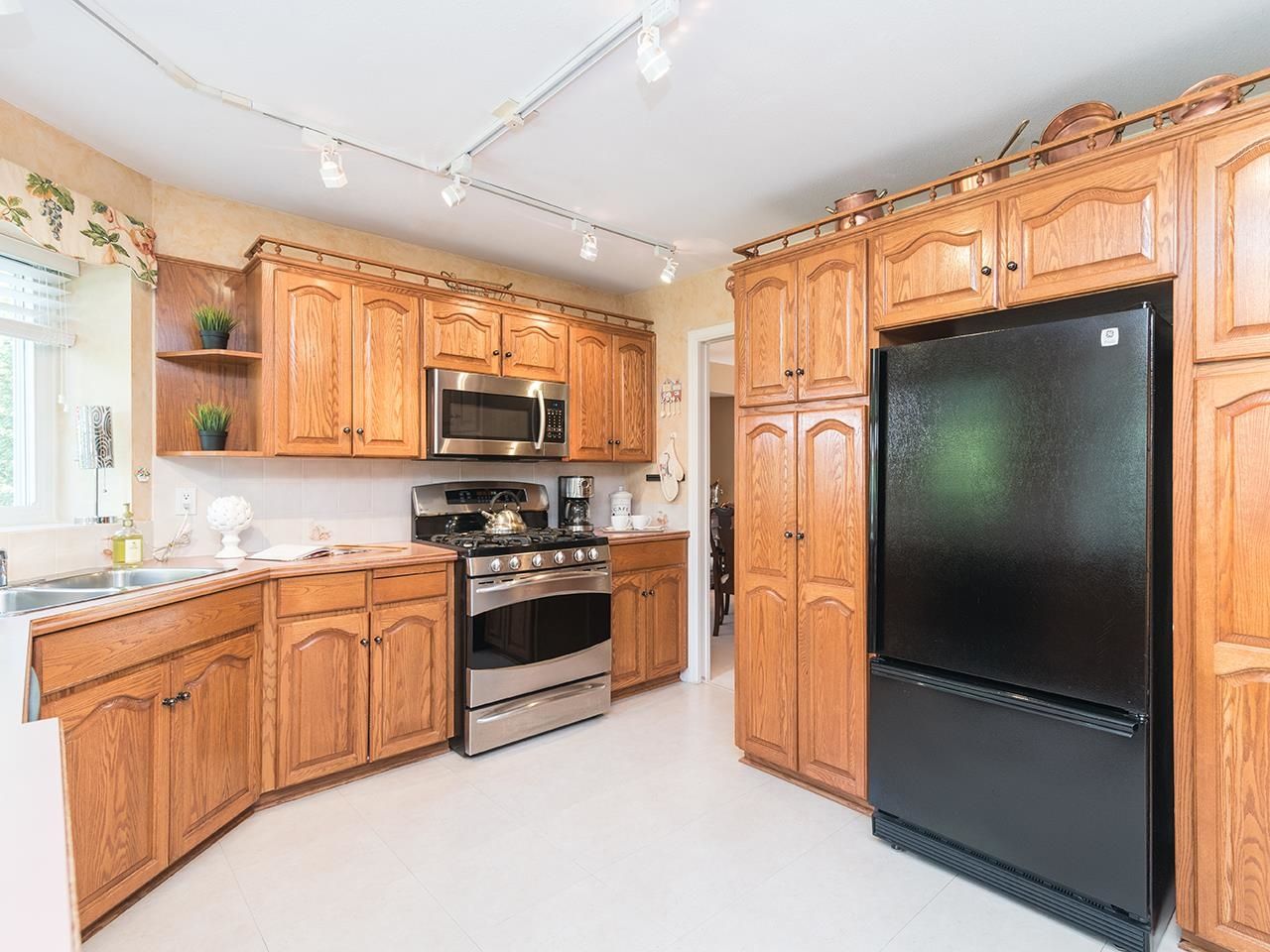Listing Image 17