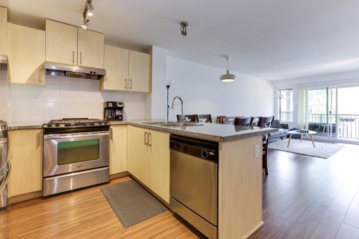 Listing Image 13