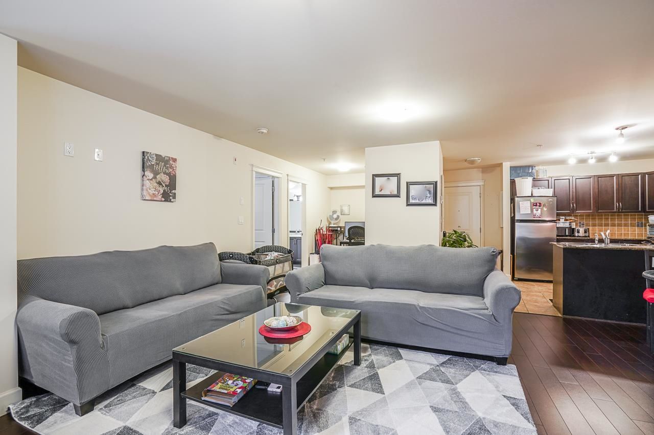 Listing Image 18