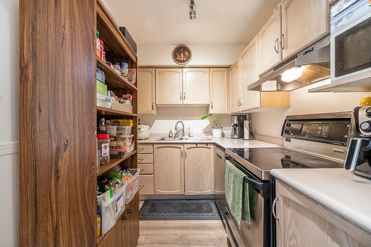 Listing Image 16