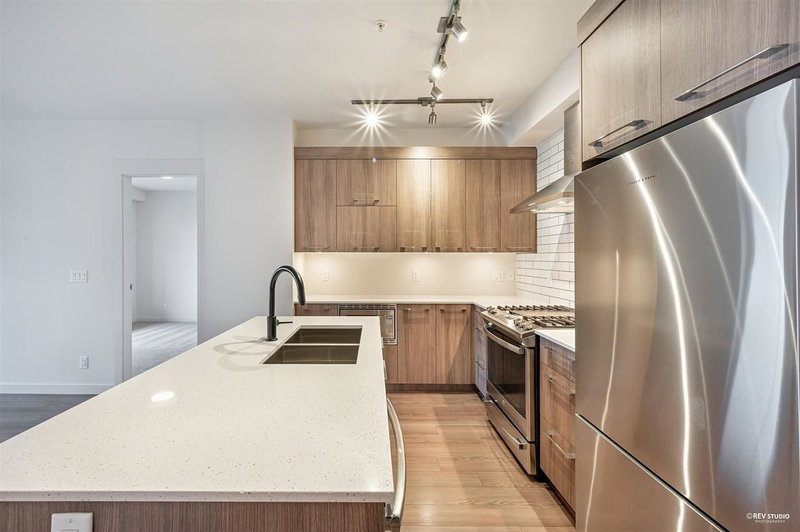 405 - 1012 Auckland Street, New Westminster, V3M 0M3 | Image 2