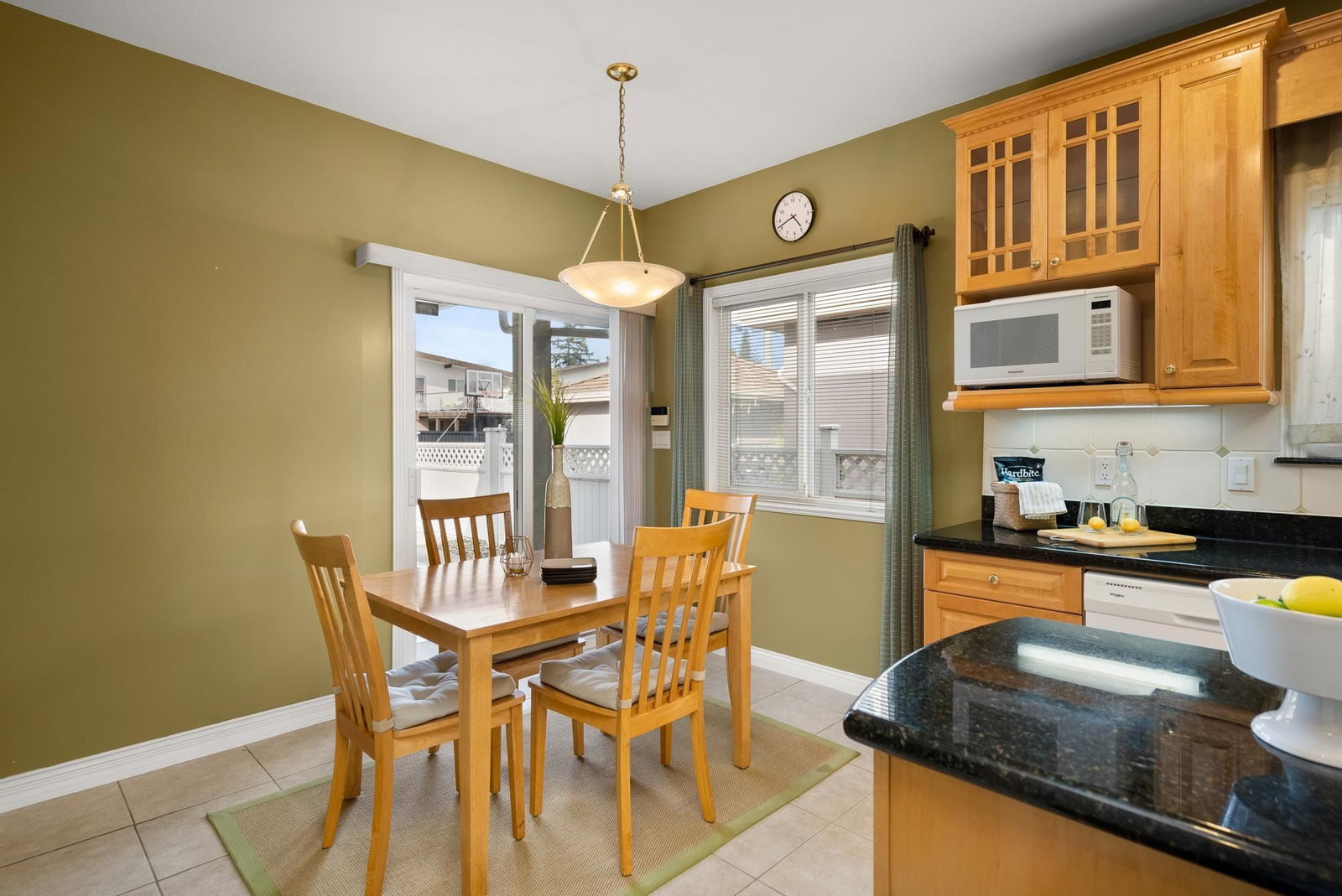 Listing Image 19