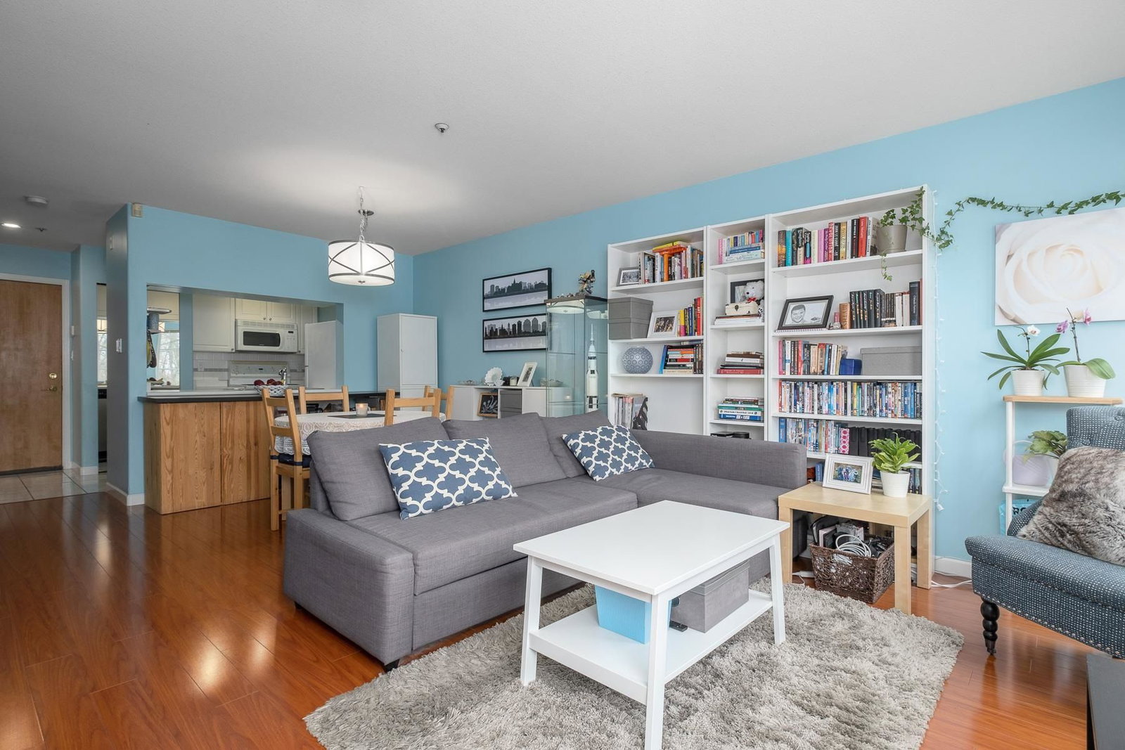 Listing Image 1