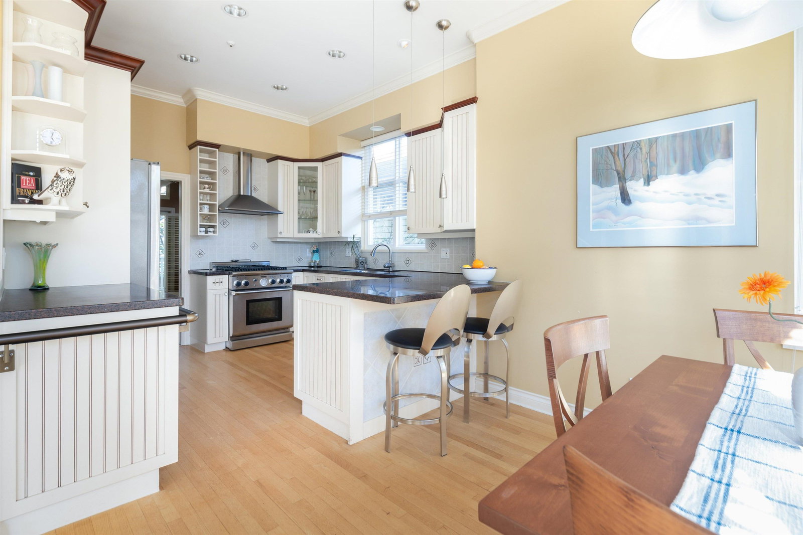Listing Image 9