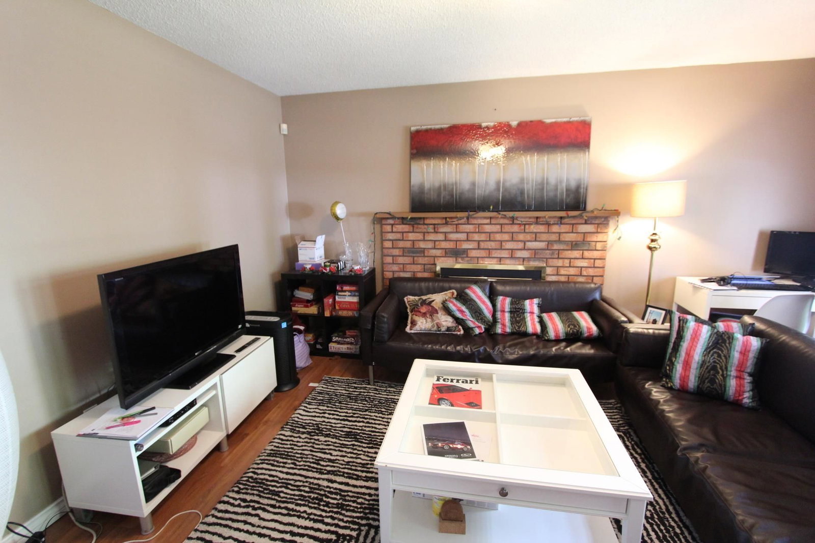 Listing Image 3
