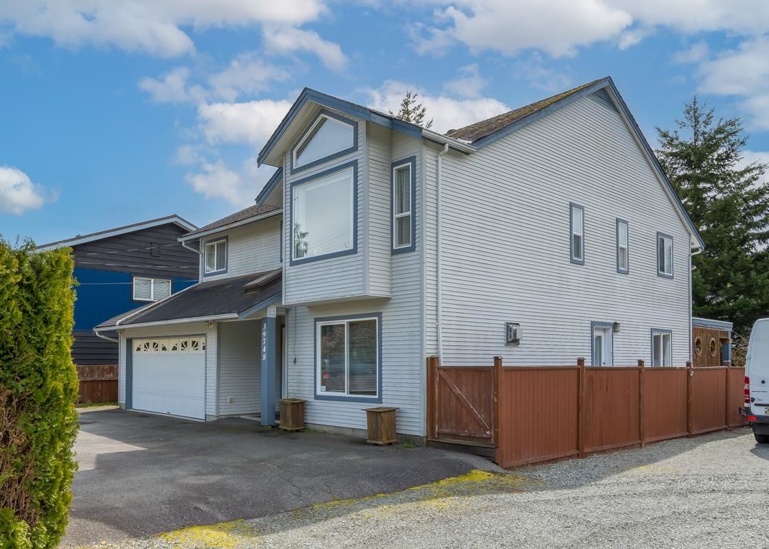 Listing Image 2