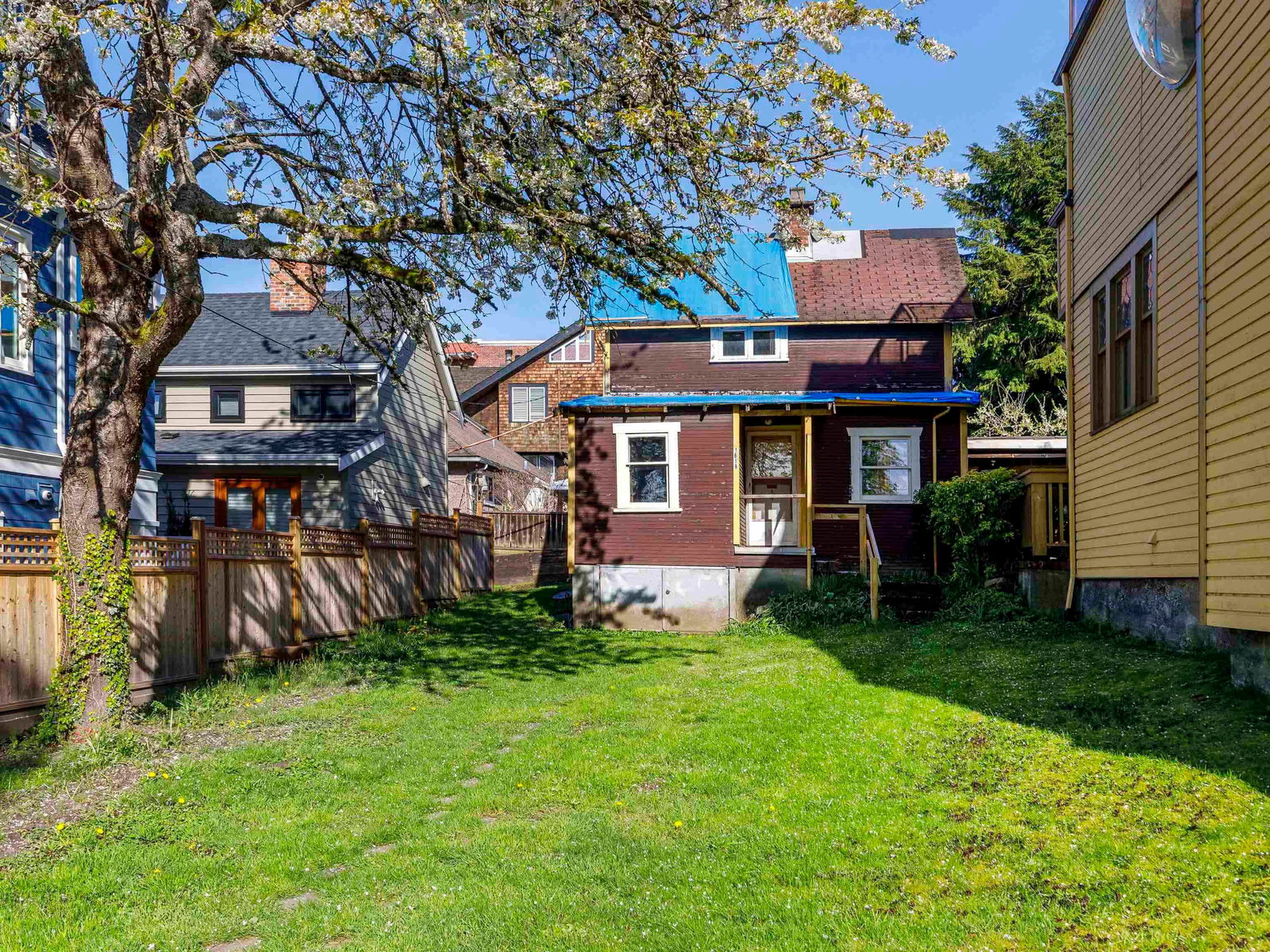 Listing Image 16