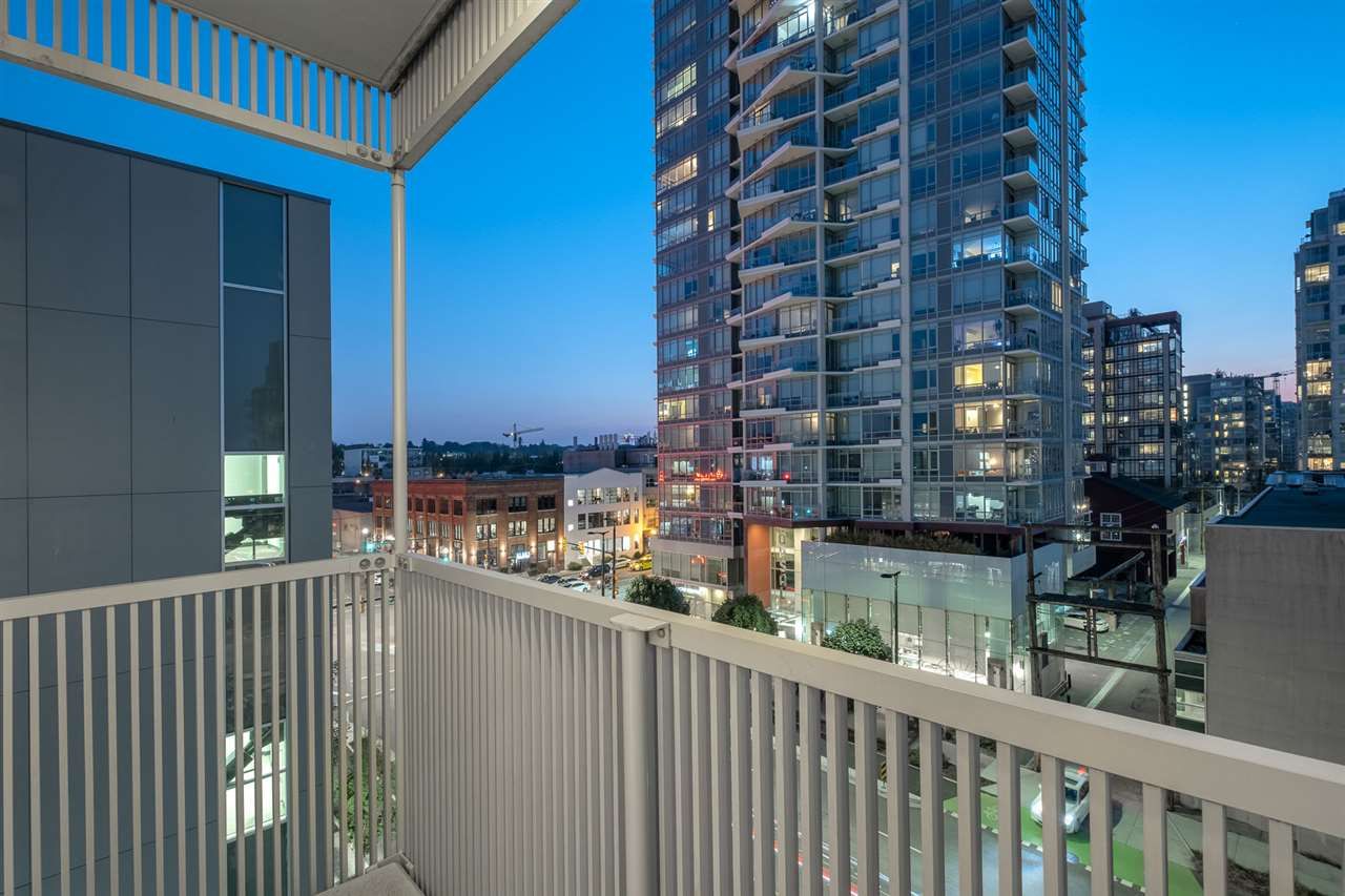 Listing Image 15