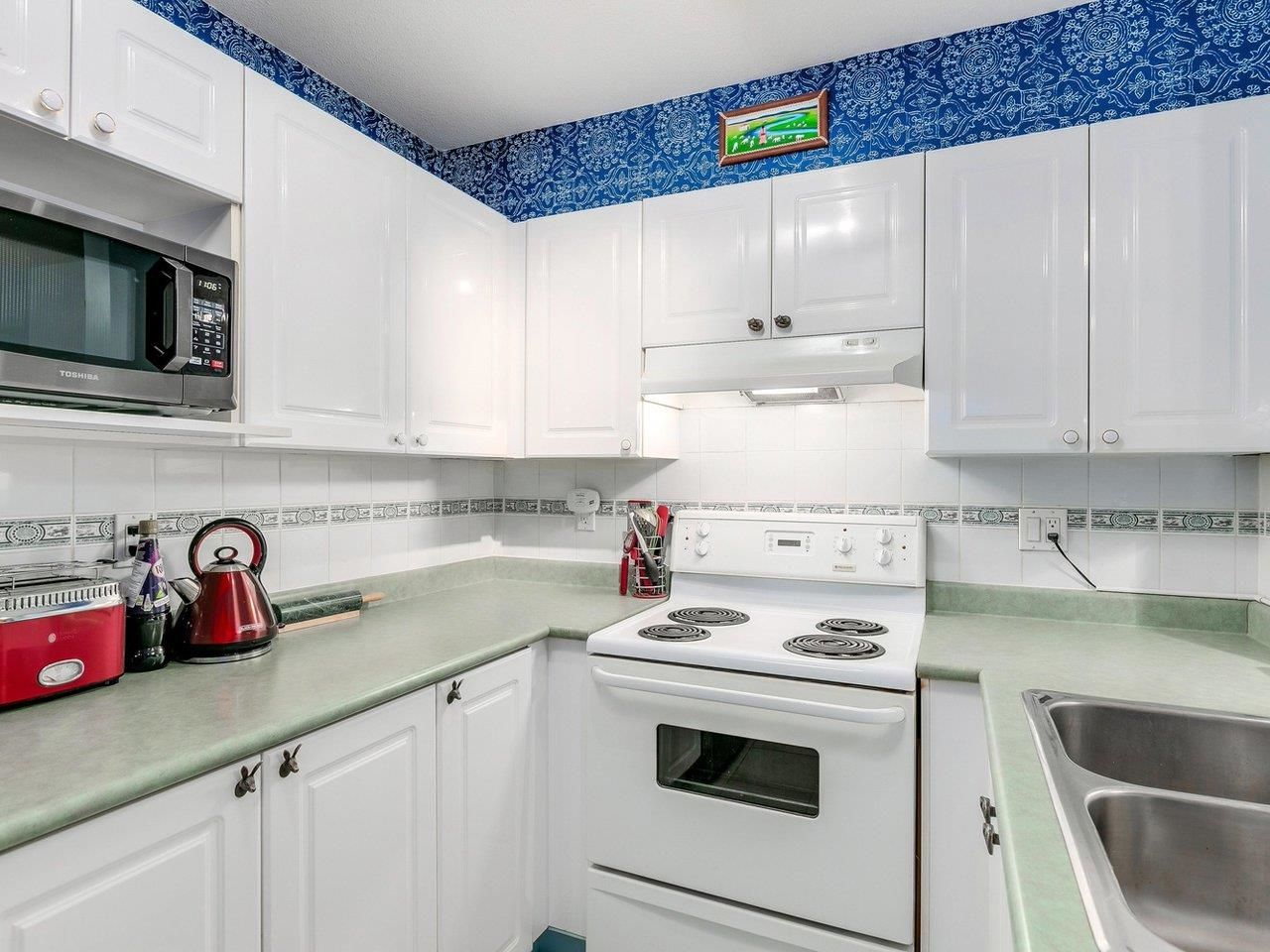 Listing Image 12