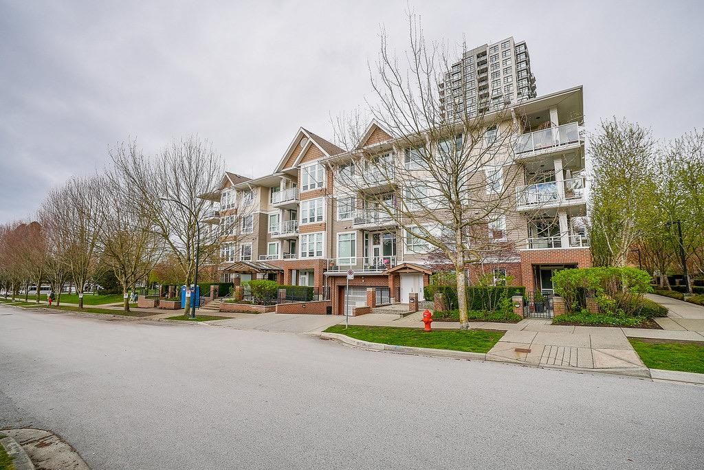 Listing Image 19